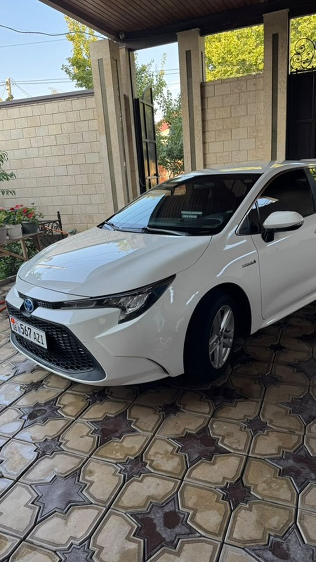 Toyota Corolla: 2021 г., Автомат, Гибрид, Седан: фото 4
