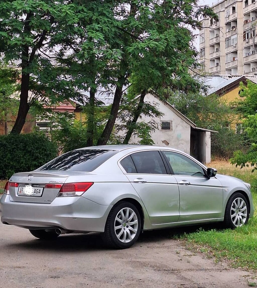 Honda Accord: 2008 г., 2.4 л, Автомат, Бензин, Седан: фото 2