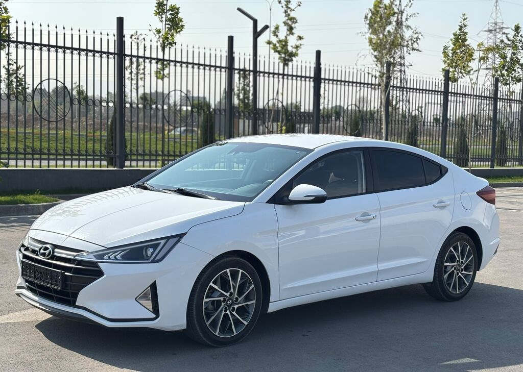 Hyundai Avante: 2020 г., 1.6 л, Автомат, Бензин, Седан: фото 3