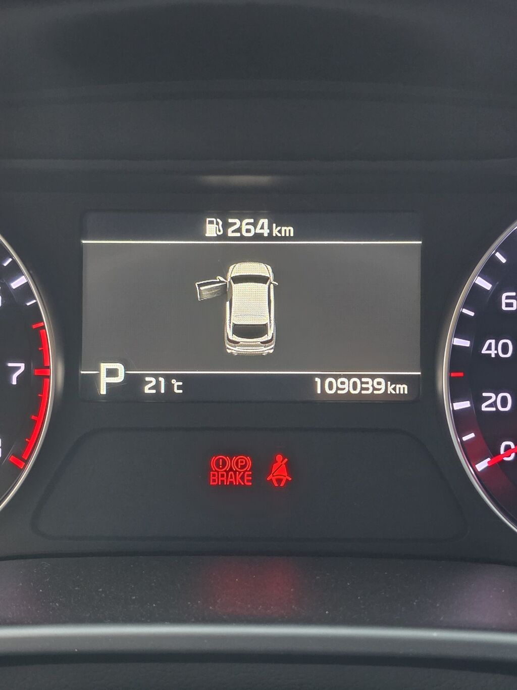 Kia K3: 2019 г., 1.6 л, Робот, Бензин, Фастбек: фото 8