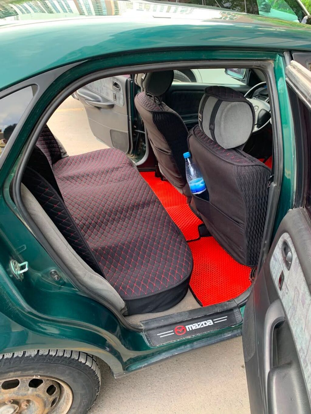 Mazda 626: 1998 г., 2 л, Автомат, Бензин, Седан: фото 6
