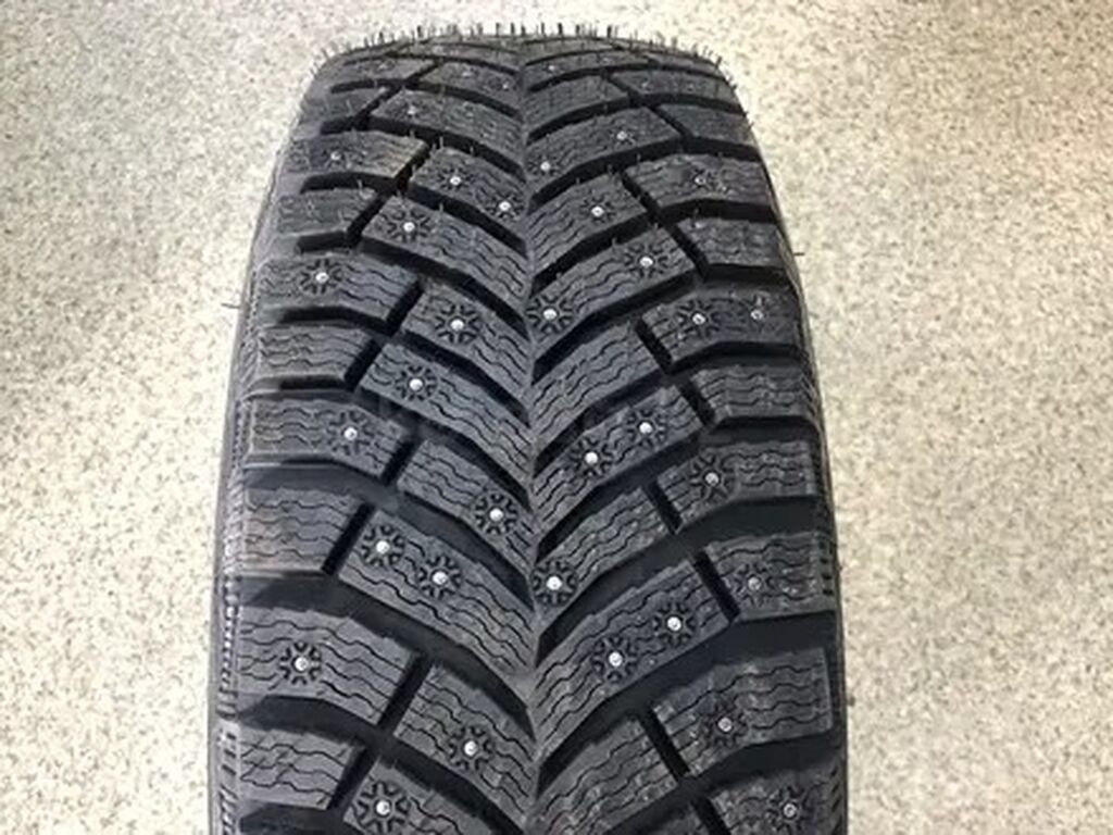 Шины 265 / 40 / R 22, Зимняя шипованная, Новый, Комплект, Внедорожные (АТ/МТ), Франция, Michelin: фото 1