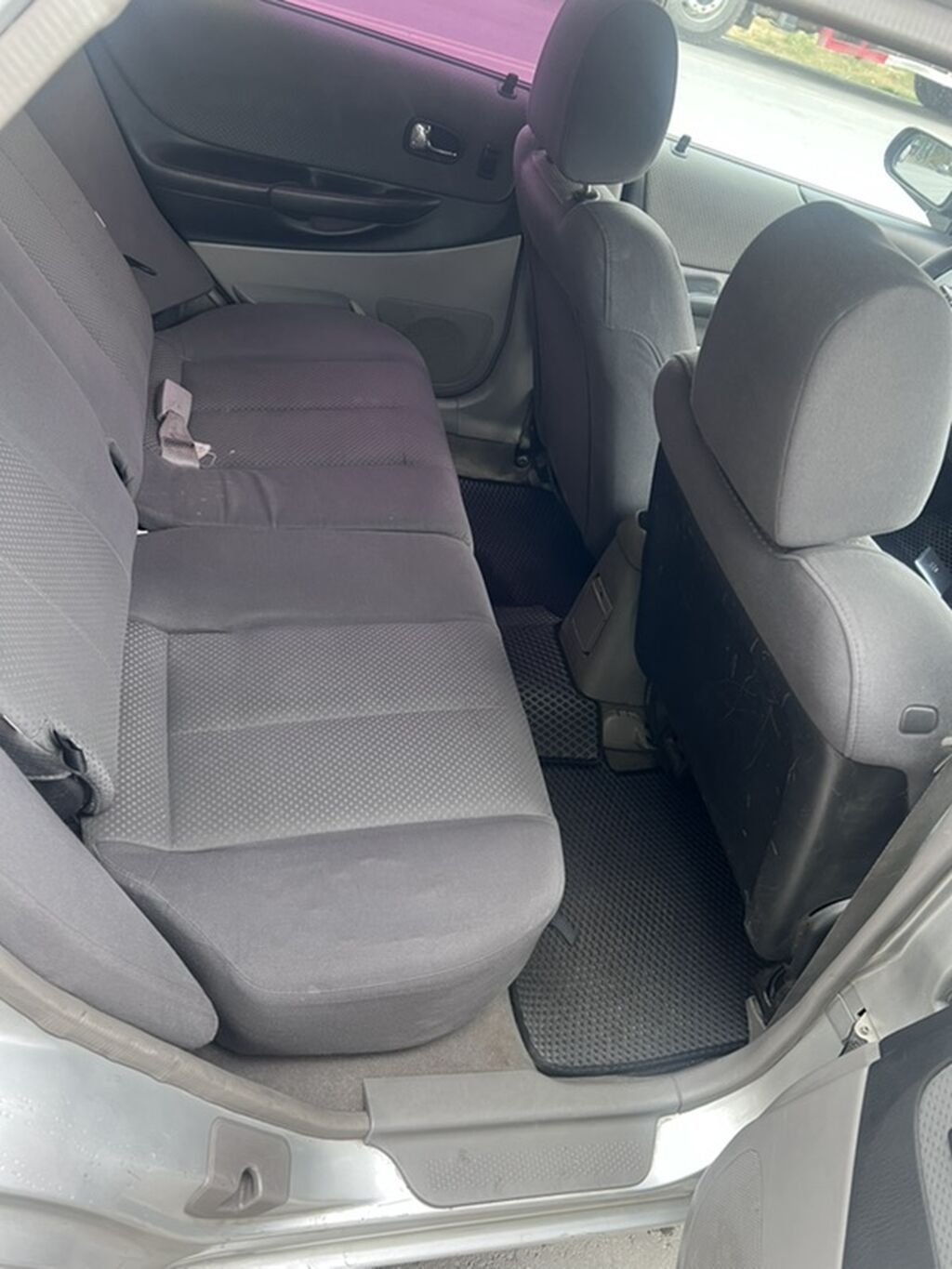 Mazda Familia: 2002 г., 1.6 л, Автомат, Бензин, Универсал: фото 4