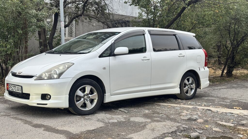 Toyota WISH: 2003 г., 1.8 л, Автомат, Бензин, Минивэн: фото 3