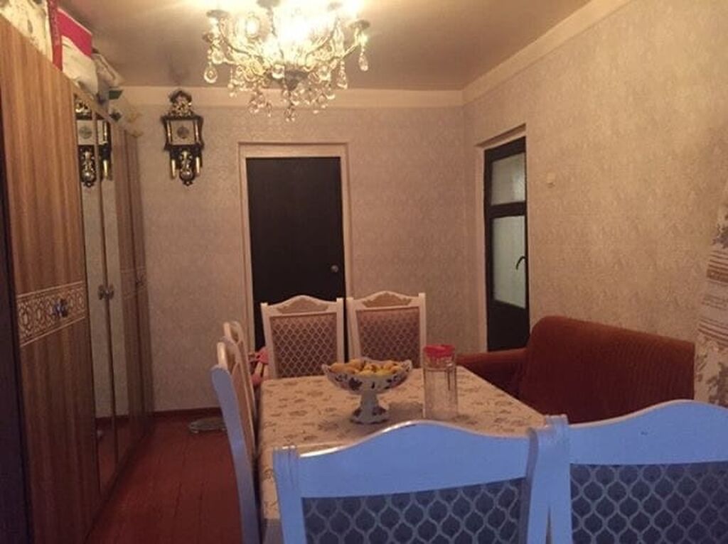 Şəki, 3 otaqlı, Köhnə tikili, 70 kv. m