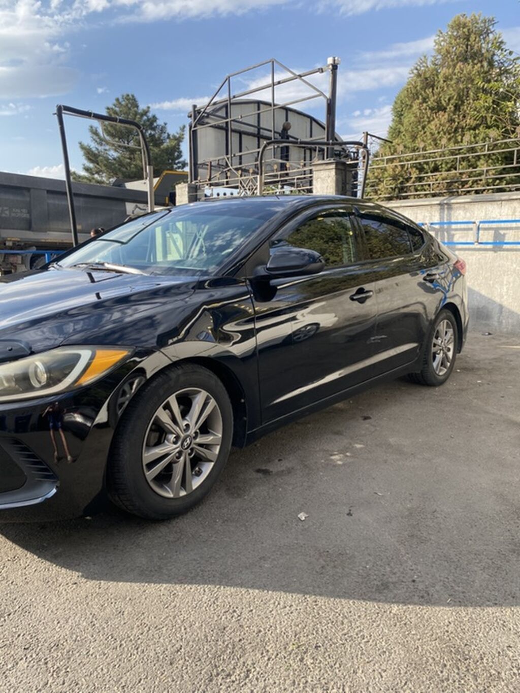 Hyundai Elantra: 2017 г., 2 л, Автомат, Бензин, Седан: фото 2