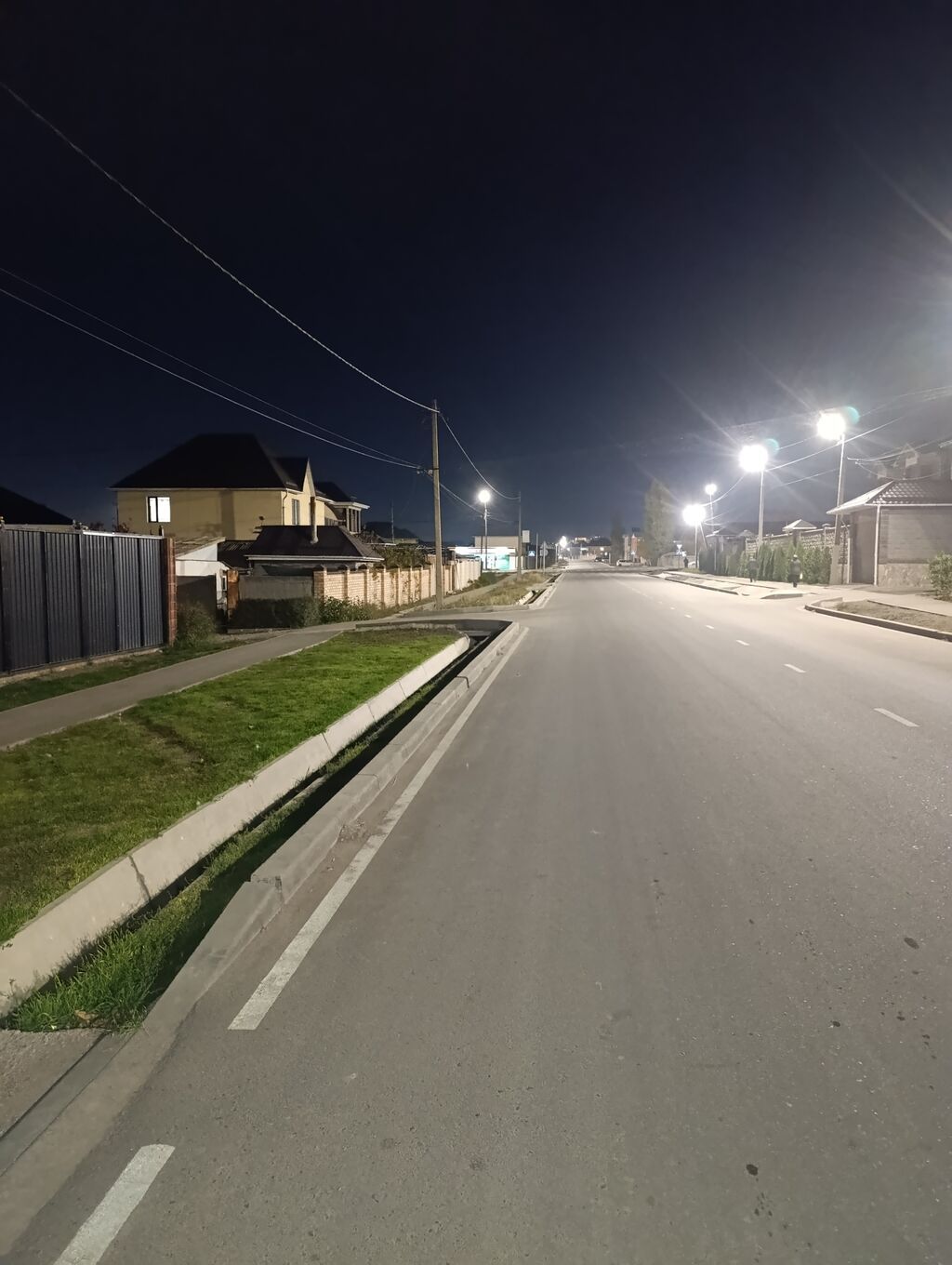 Срочно продается двухэтажный дом с подвалом и баней. Уютный дом в