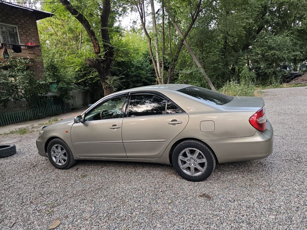 Toyota Camry: 2004 г., 2.4 л, Автомат, Бензин, Седан: фото 4