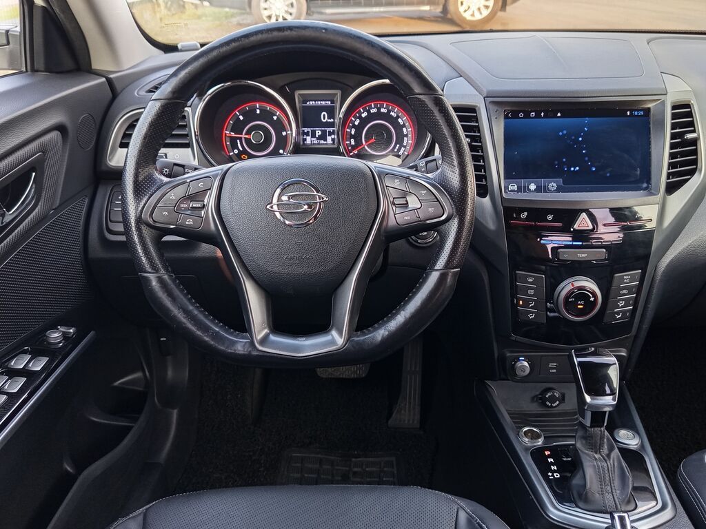 Ssangyong Tivoli: 2019 г., 1.6 л, Автомат, Дизель, Хэтчбэк: фото 4