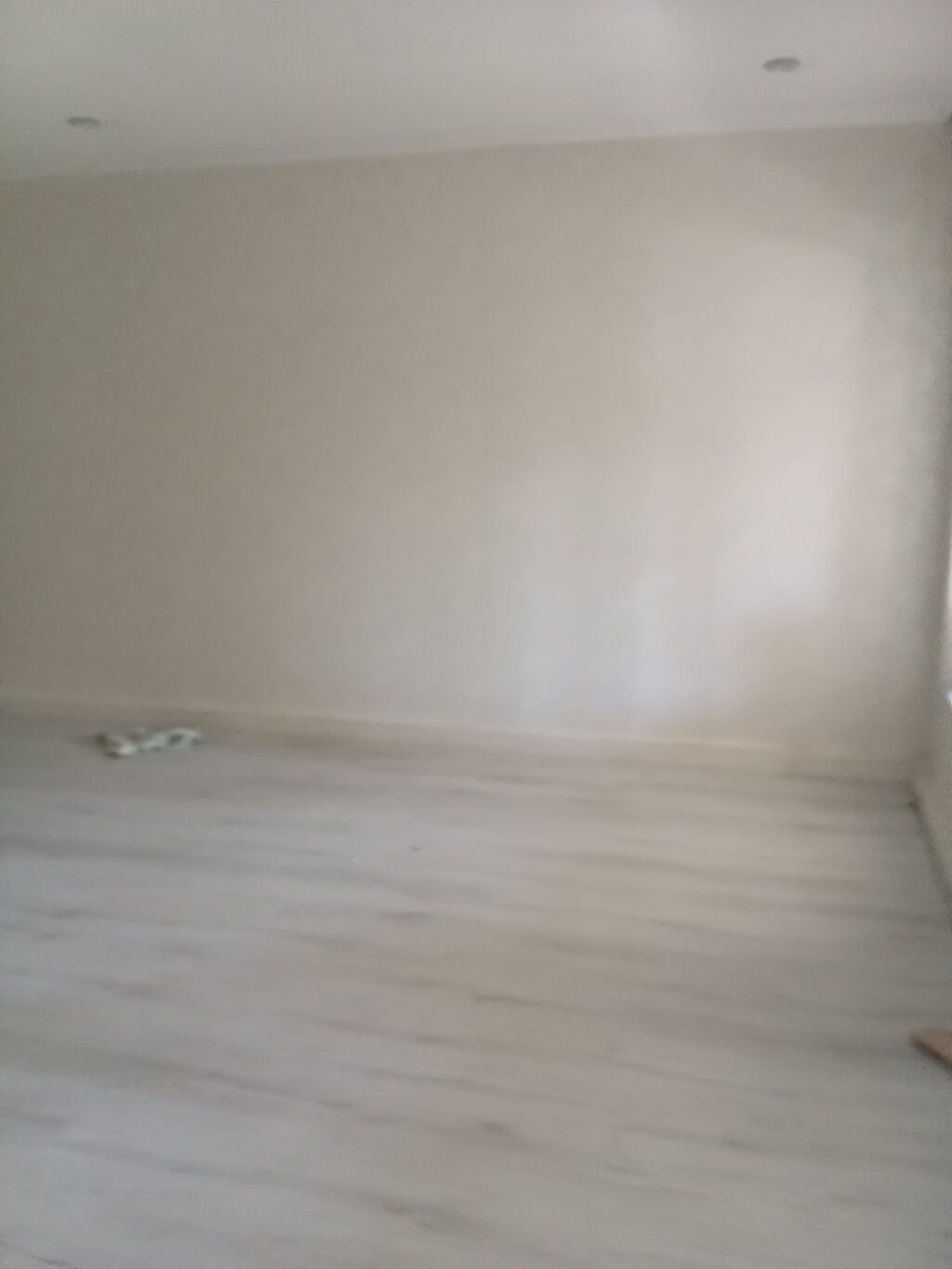 Ağdaş, 192 kv. m, 4 otaqlı, İşıq, Kanalizasiya, Kombi