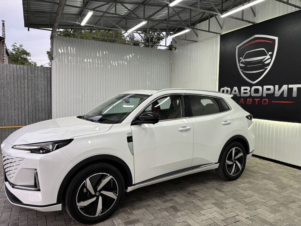 Changan CS55 Plus: 2025 г., 1.5 л, Робот, Бензин, Кроссовер: фото 3