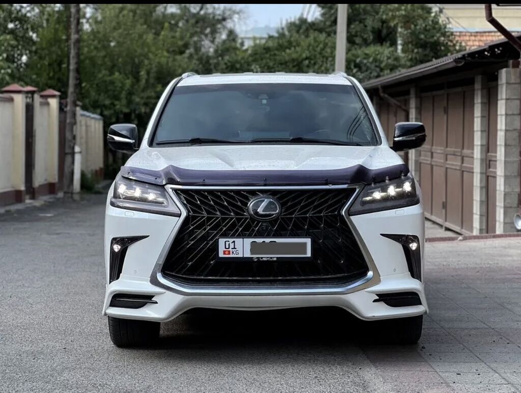 Lexus LX: 2017 г., 5.7 л, Автомат, Бензин, Внедорожник: фото 2