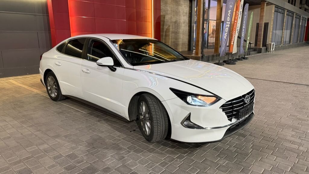 Hyundai Sonata: 2020 г., 2 л, Автомат, Газ, Седан: фото 2