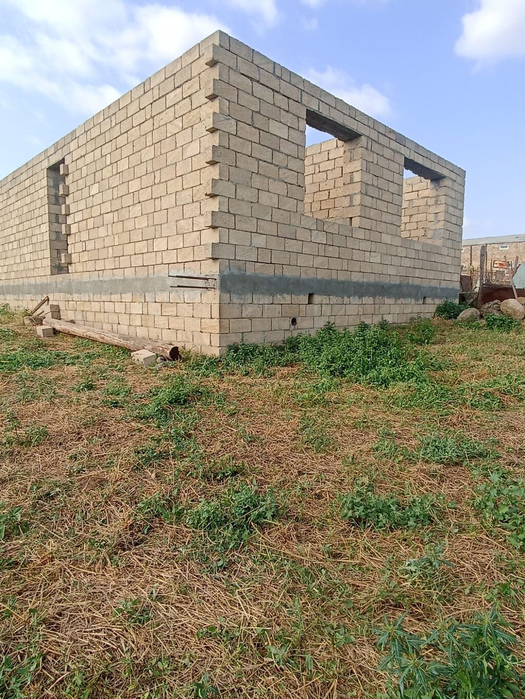 3 otaqlı, 100 kv. m, Kredit yoxdur, Təmirsiz