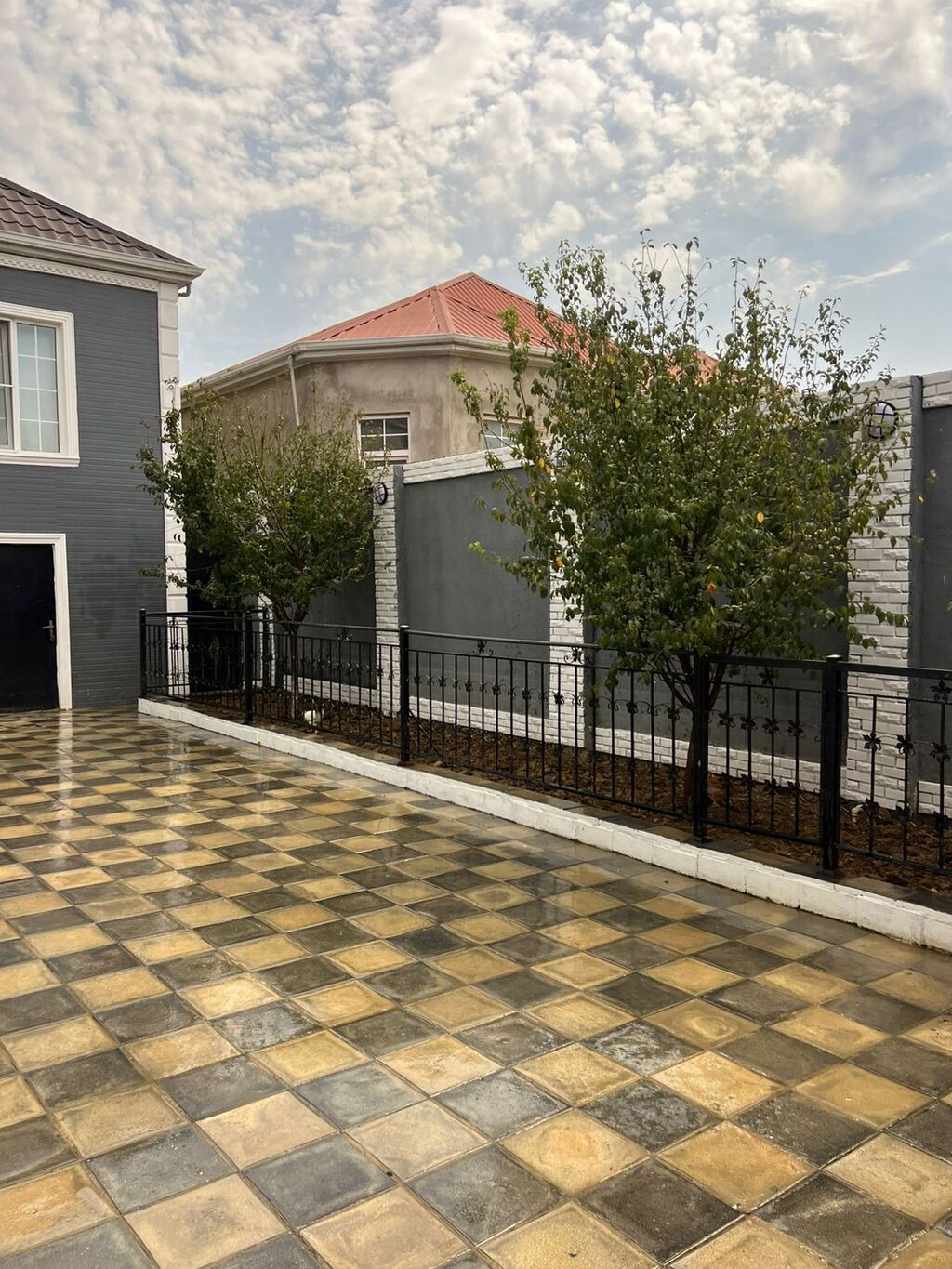 4 otaqlı, 700 kv. m, Kredit yoxdur, Yeni təmirli