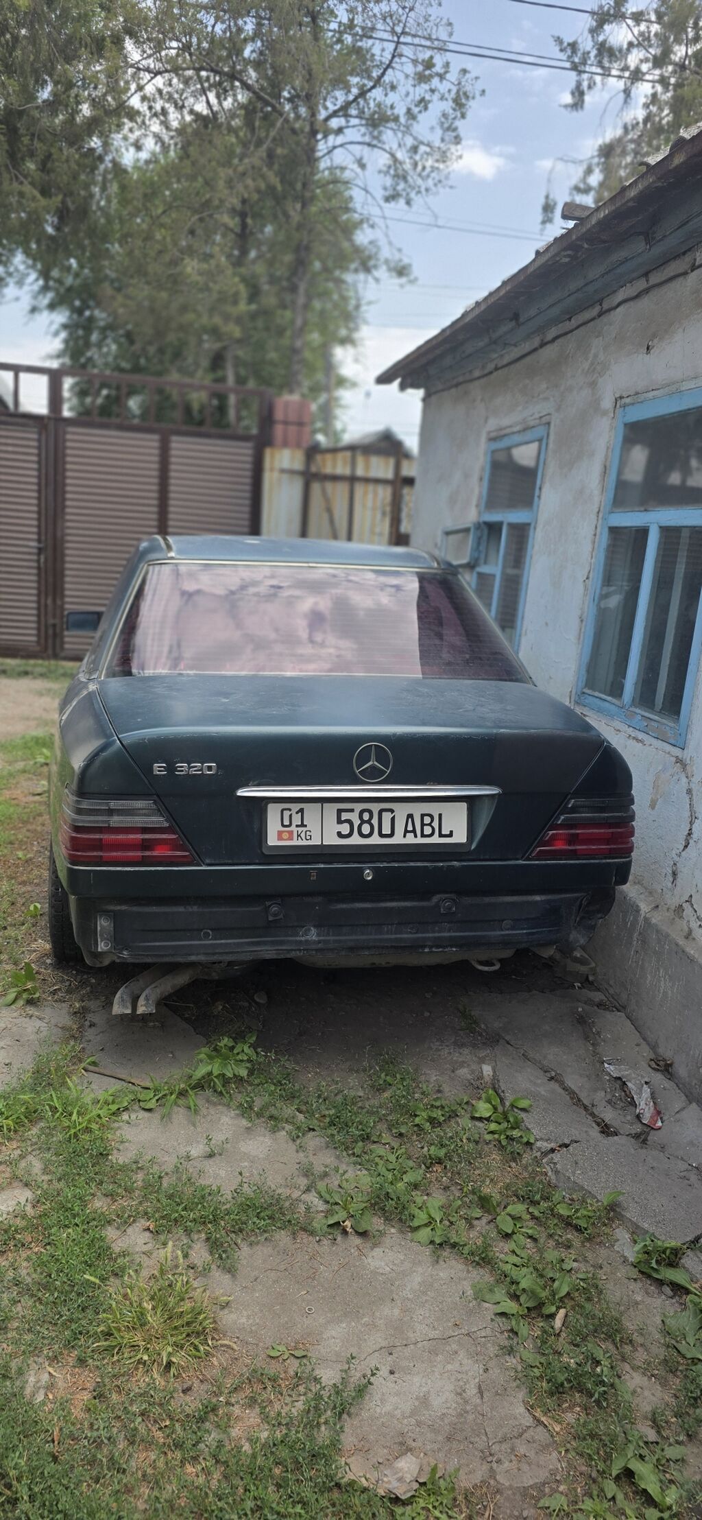 Mercedes-Benz W124: 1995 г., 3.2 л, Автомат, Бензин, Седан: фото 3