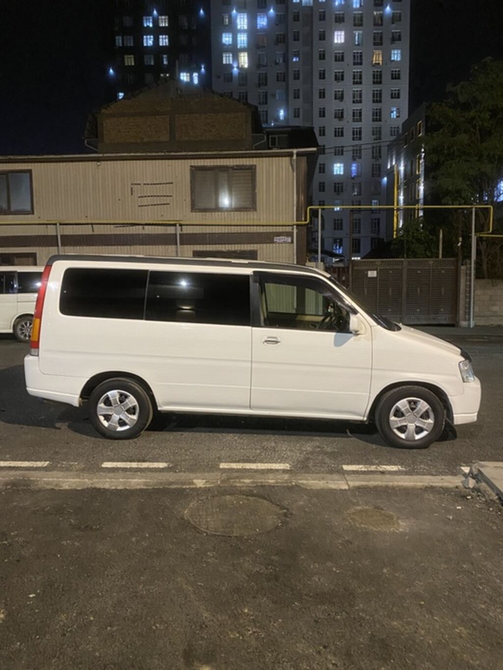 Honda Stepwgn: 2000 г., 2 л, Автомат, Бензин, Минивэн: фото 8