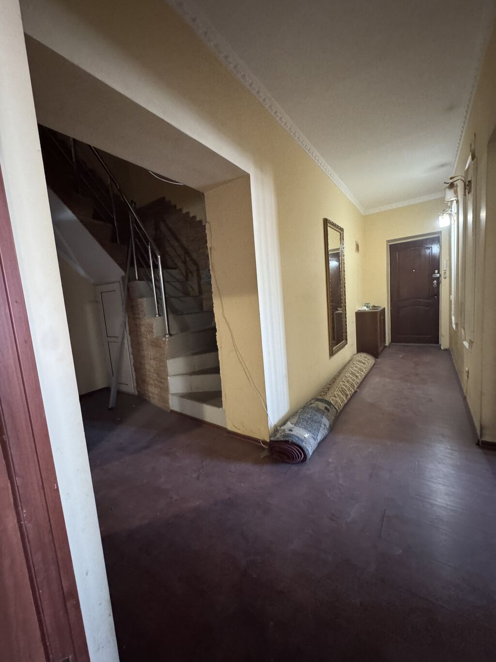 4 комнаты, 128 м², Дордой Плаза ТРЦ Элитка, 5 этаж, Требуется ремонт: фото 2