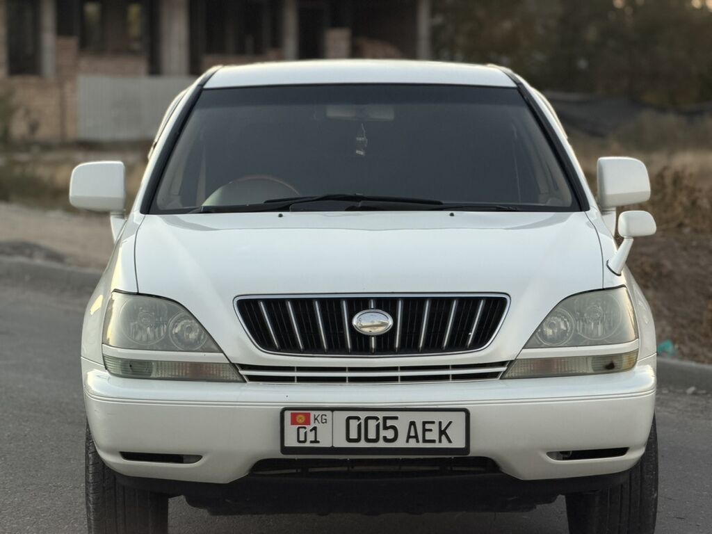 Toyota Harrier: 2002 г., 2.4 л, Автомат, Бензин, Кроссовер: фото 2