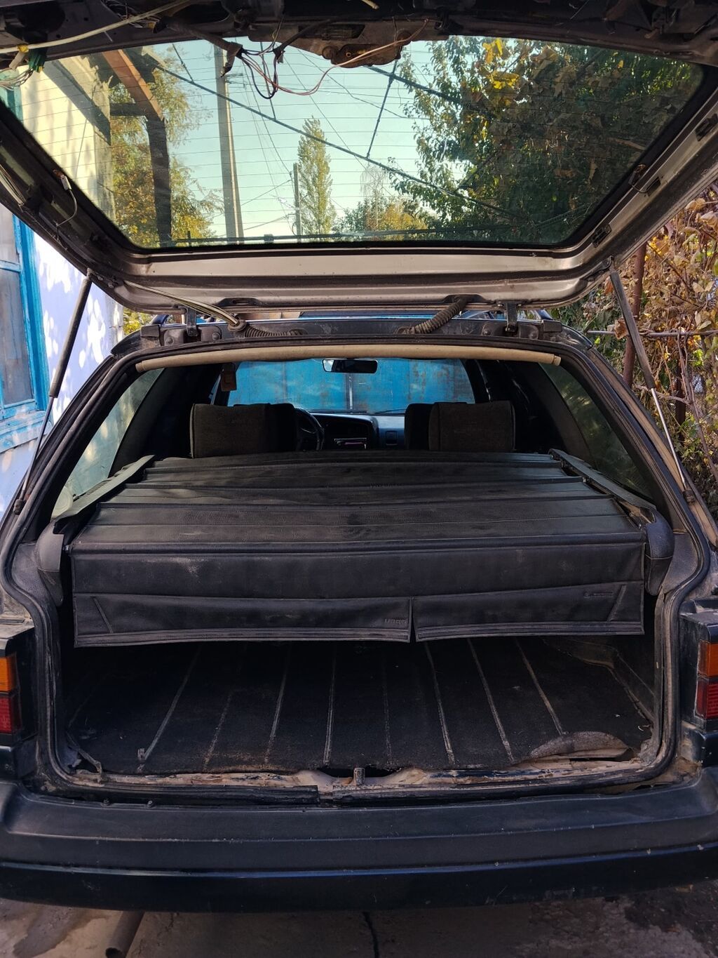 Volkswagen Passat: 1992 г., 2 л, Механика, Бензин, Универсал: фото 4