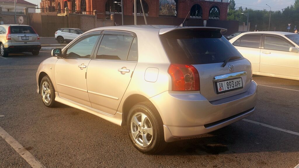 Toyota Allex: 2004 г., 1.5 л, Автомат, Бензин, Хэтчбэк: фото 3