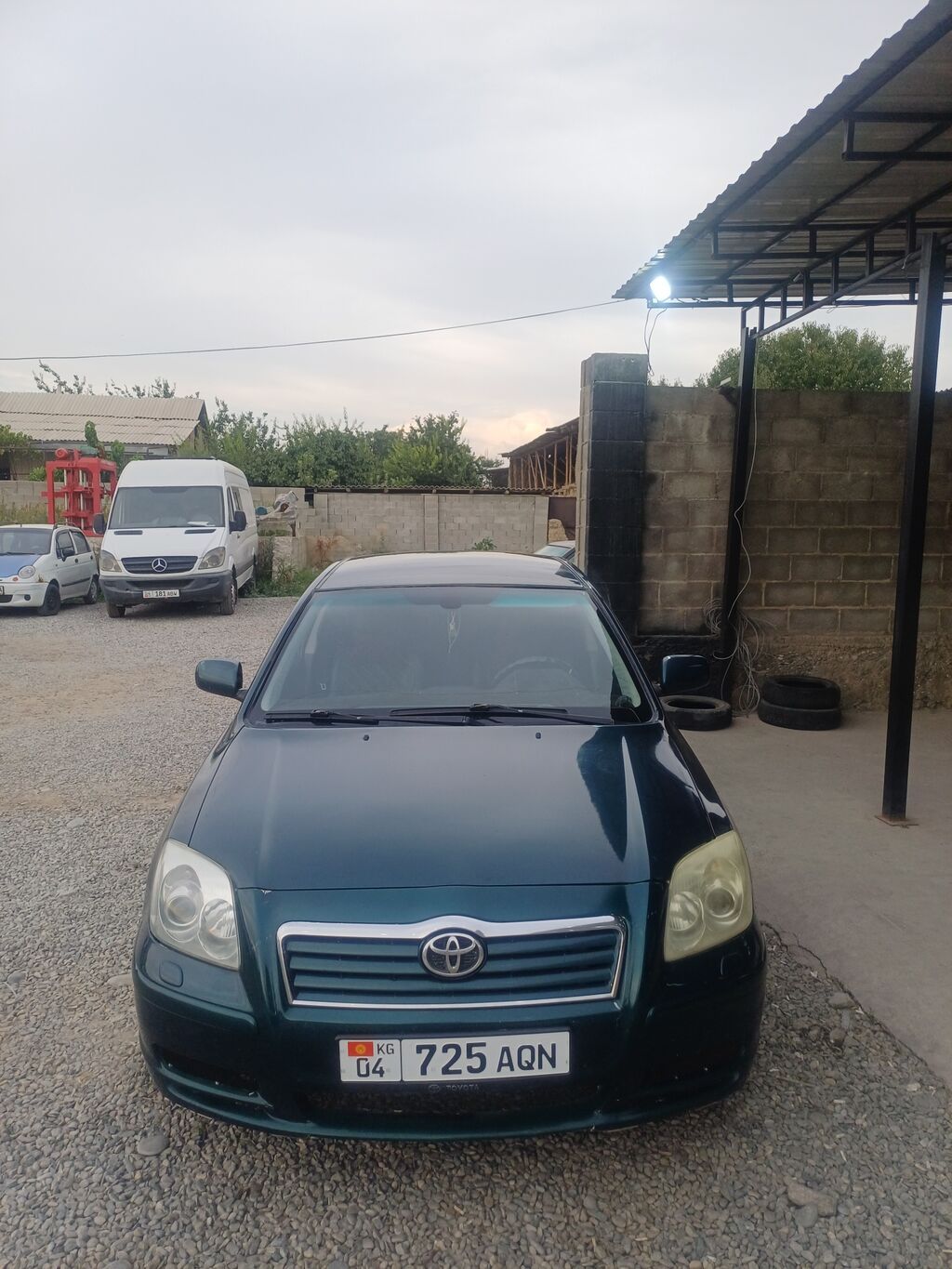 Toyota Avensis: 2003 г., 1.8 л, Механика, Бензин, Седан: фото 2