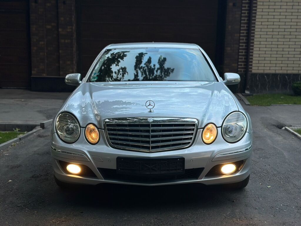 Mercedes-Benz E-Class: 2006 г., 3 л, Автомат, Бензин, Седан: фото 3