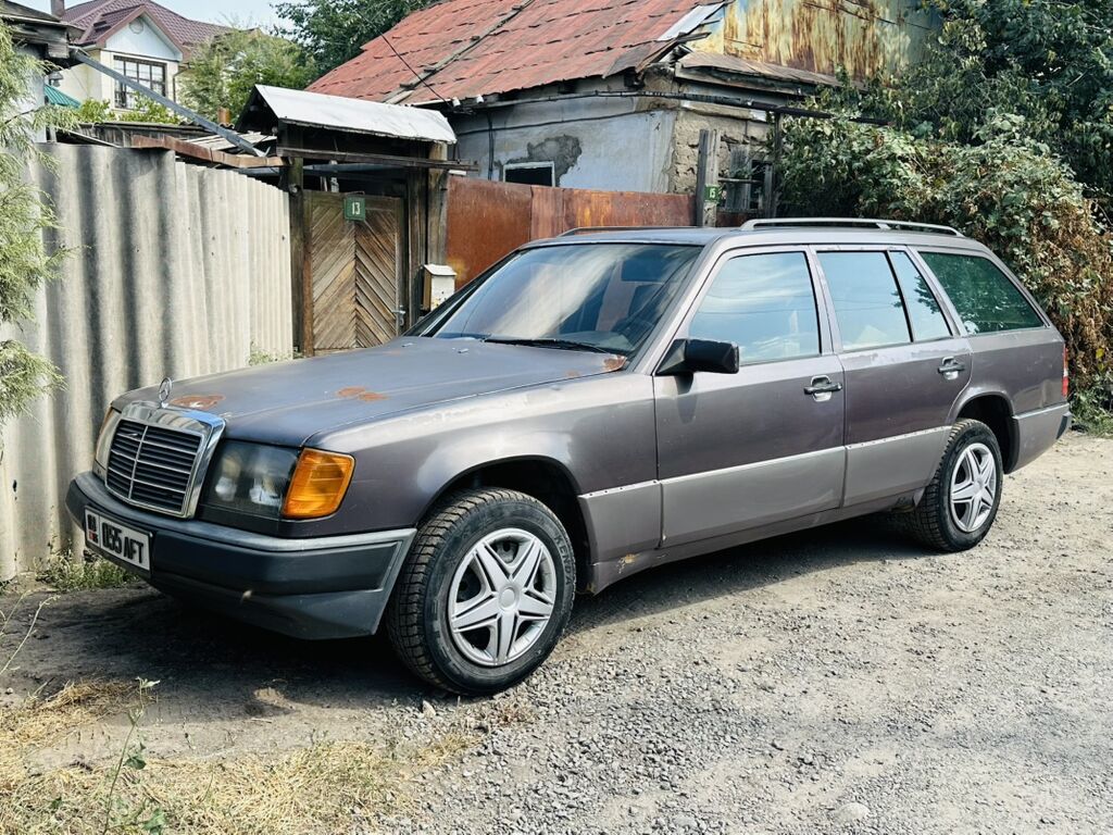 Mercedes-Benz W124: 1990 г., 2.9 л, Механика, Дизель, Универсал: фото 1