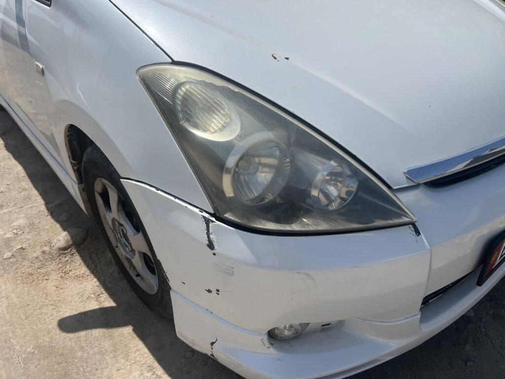 Toyota WISH: 2003 г., 1.8 л, Автомат, Бензин, Универсал — фото 3