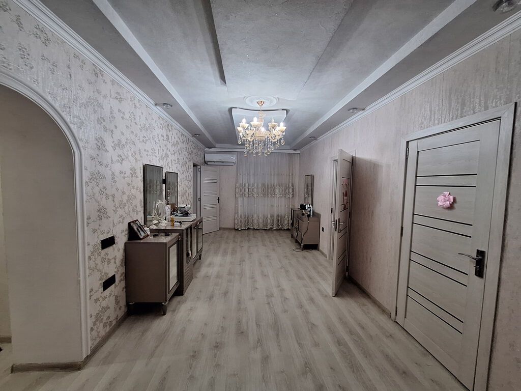 Bakı, 6 otaqlı, Köhnə tikili, 139 kv. m