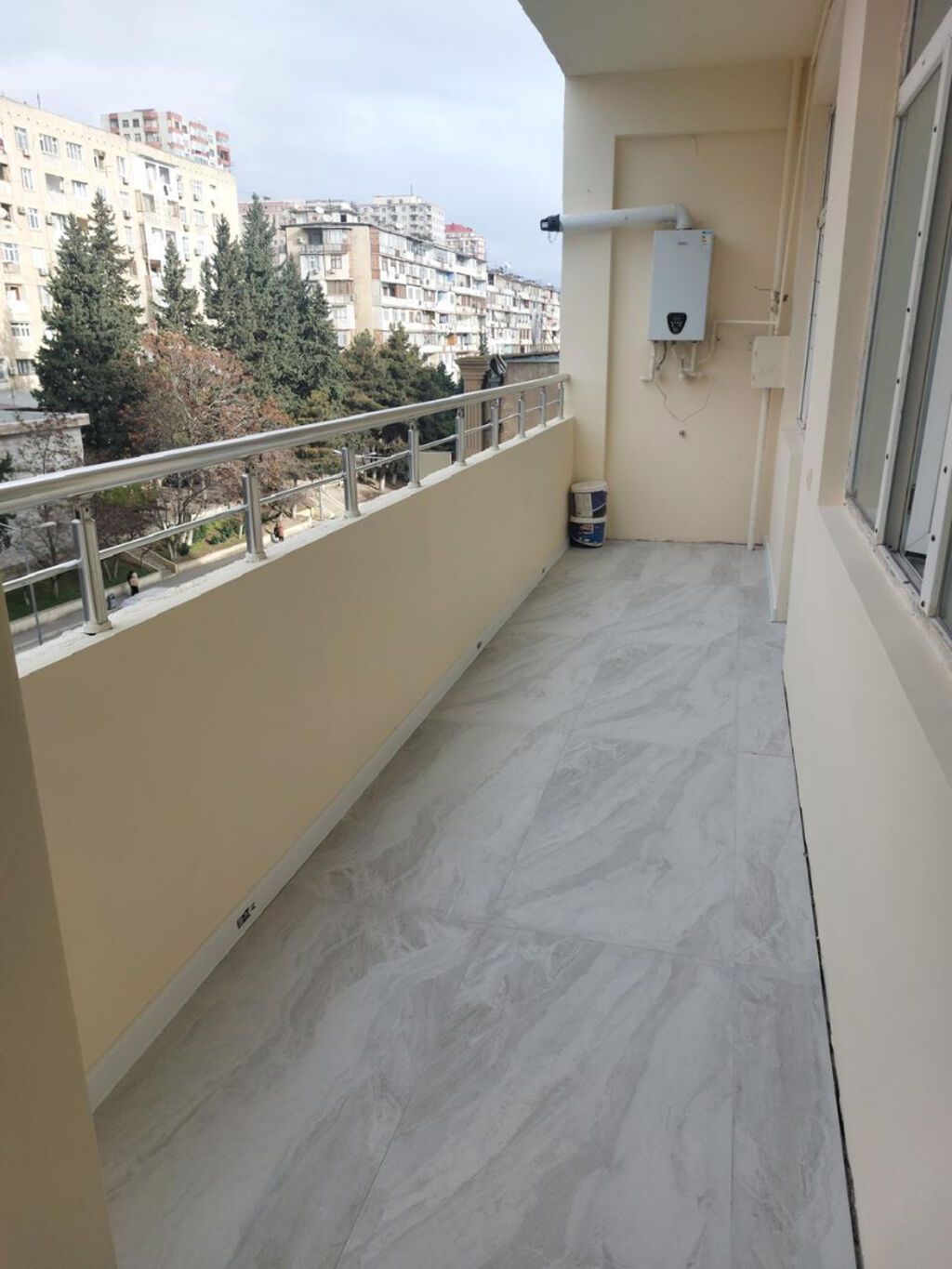 3 otaqlı, Yeni tikili, 93 kv. m