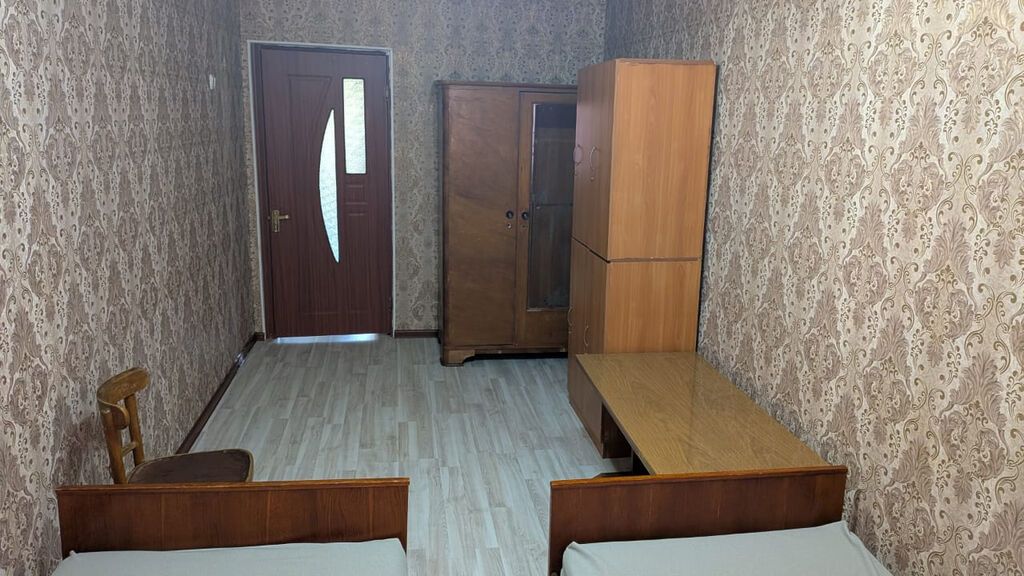 3 комнаты, 4 мкр Собственник, Без подселения, от 1 месяца, от 1 года, С мебелью полностью: фото 7