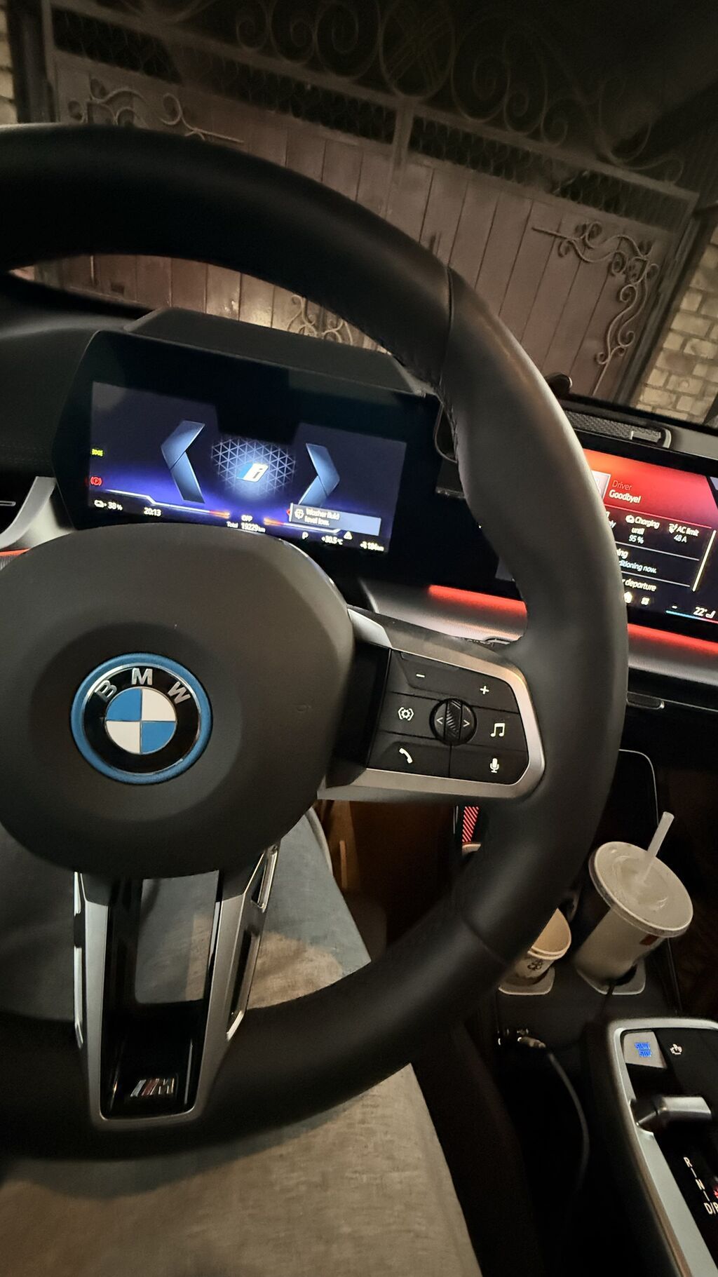 BMW iX1: 2024 г., 3 л, Автомат, Электромобиль, Кроссовер: фото 5
