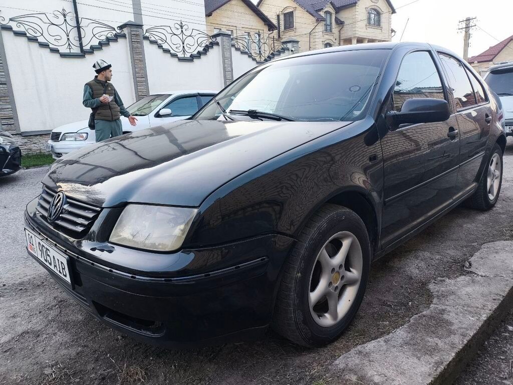 Volkswagen Jetta: 2000 г., 2 л, Механика, Бензин, Седан: фото 3