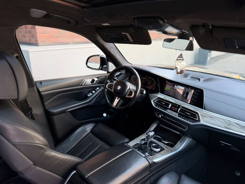 BMW X7: 2019 г., 4.4 л, Автомат, Бензин, Внедорожник: фото 8