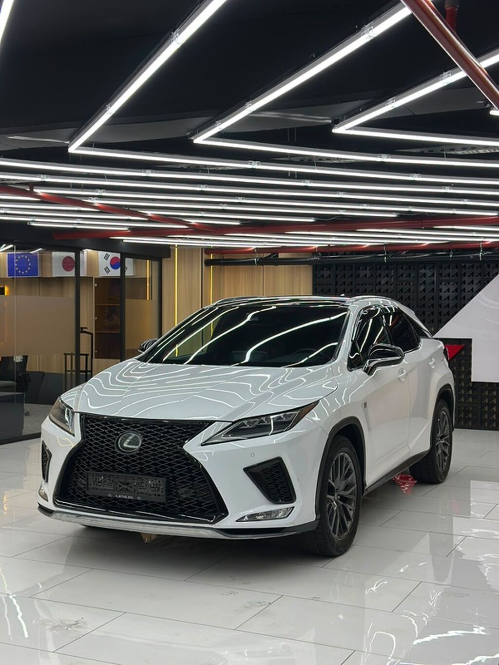 Lexus RX: 2020 г., 3.5 л, Автомат, Бензин, Кроссовер: фото 3