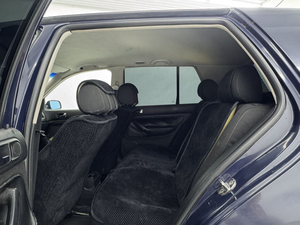 Volkswagen Golf: 1998 г., 1.4 л, Механика, Бензин, Хэтчбэк: фото 8