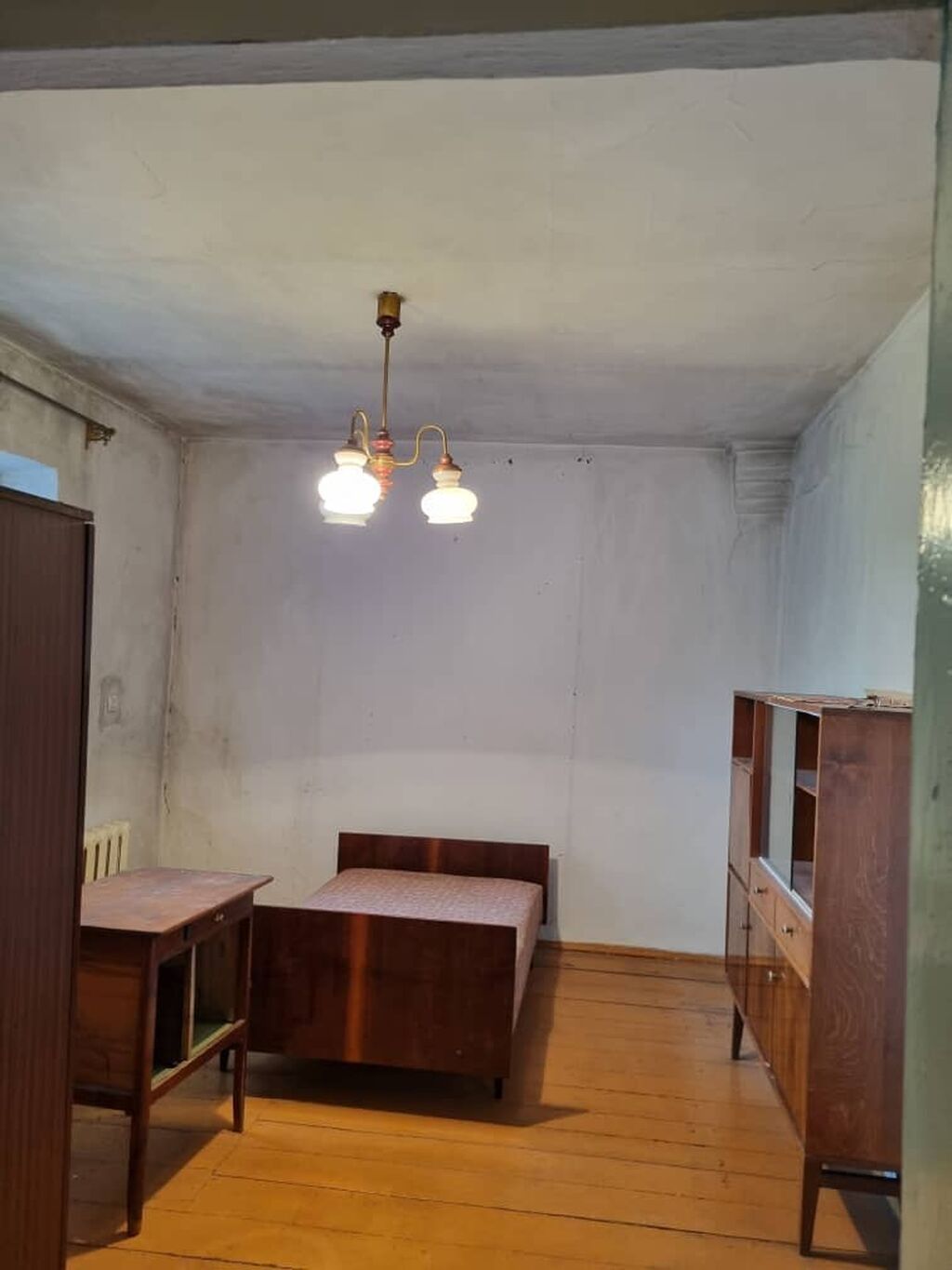 Продаю пол дома барачного типа 2 комнаты кухня двор свой район: фото 3