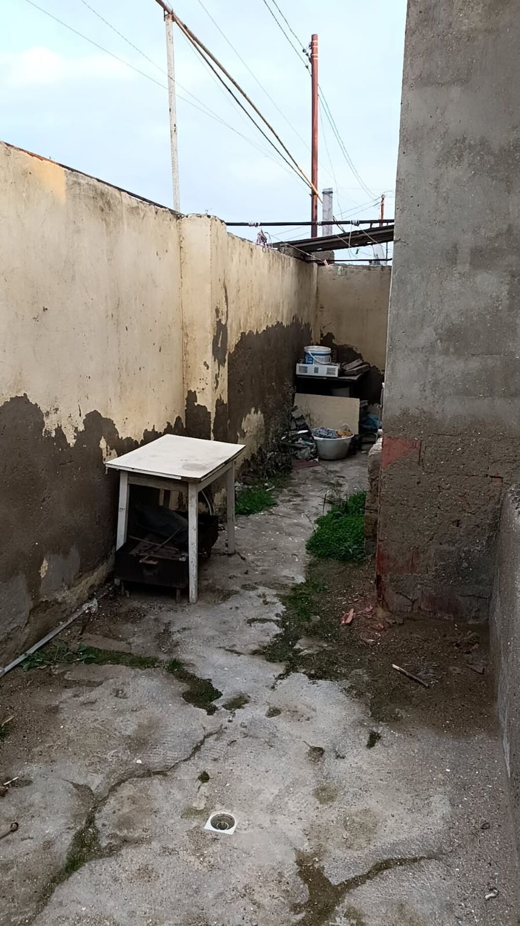 2 otaqlı, 70 kv. m, Orta təmir