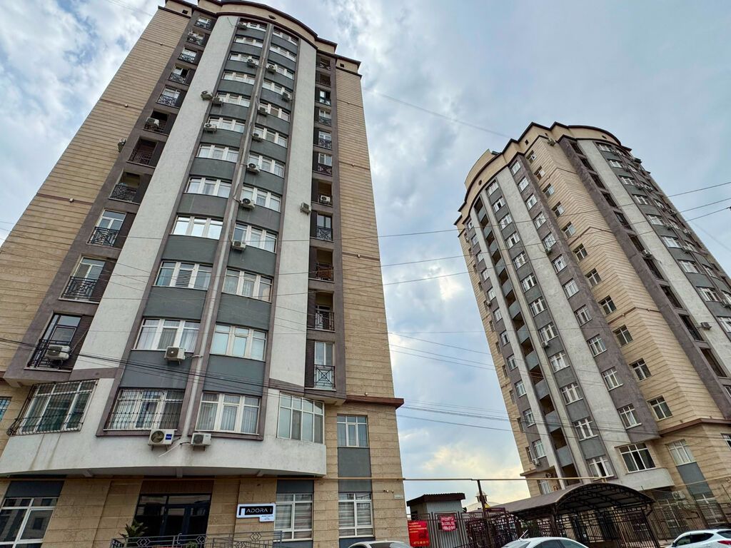 3 комнаты, 100 м², Ала-Арча ТРЦ Элитка, 6 этаж, Дизайнерский ремонт: фото 1