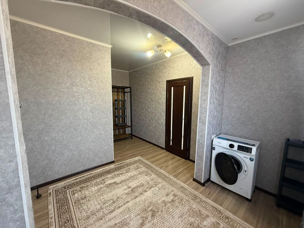 2 комнаты, 57 м², ул. Баха / Гагарина 106 серия улучшенная, 1 этаж, Косметический ремонт: фото 2
