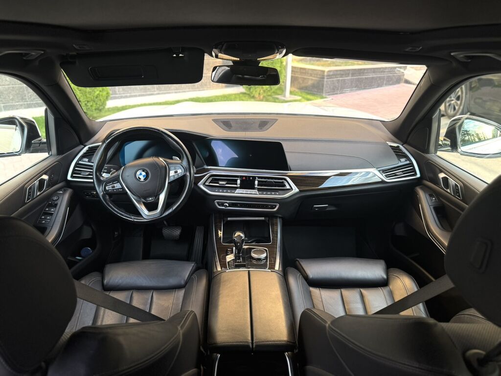 BMW X5: 2019 г., 3 л, Автомат, Бензин, Внедорожник: фото 8