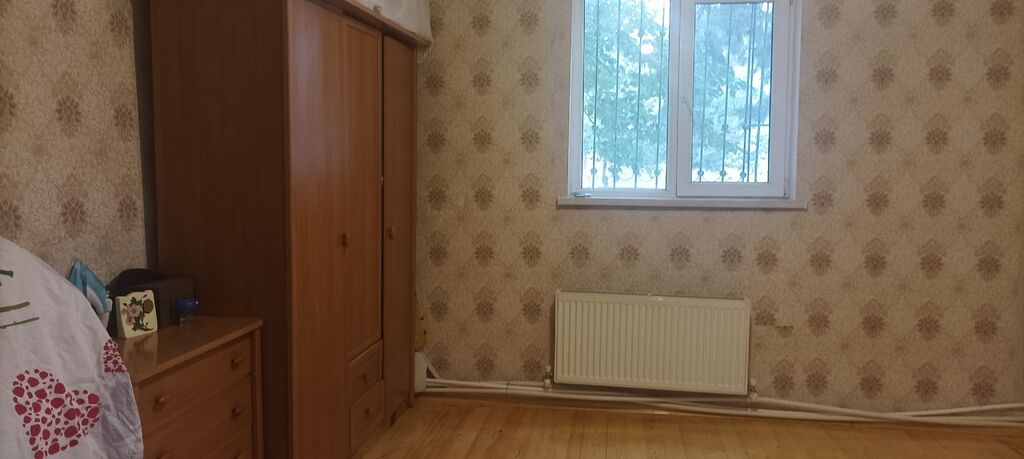 3 otaqlı, 100 kv. m, Orta təmir