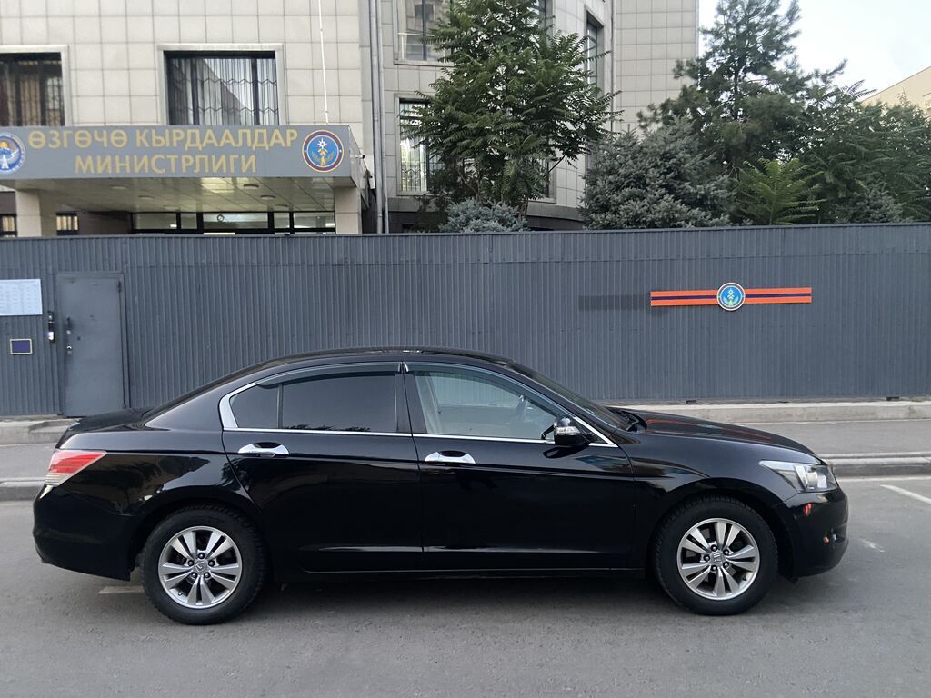 Honda Accord: 2009 г., 2.4 л, Автомат, Бензин, Седан: фото 3