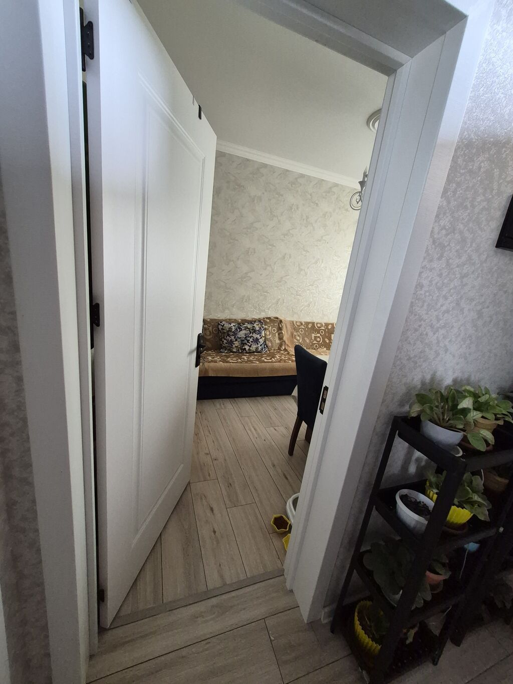 Masazir 569 n avtobusun son dayanacagi avtobusa 80 m 2 otaq temirli