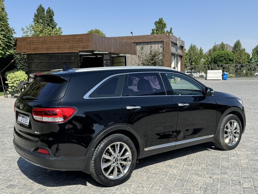 Kia Sorento: 2017 г., 2 л, Автомат, Дизель, Кроссовер: фото 4