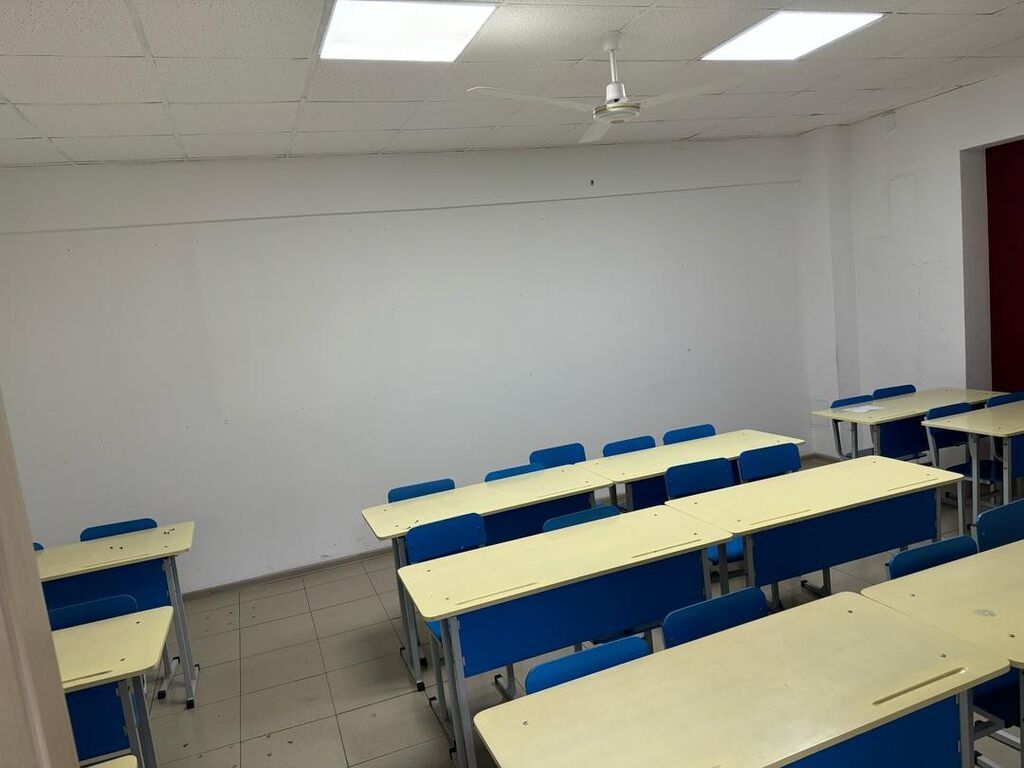 Аренда офисов, 200 м², В жилом комплексе, С отдельным входом, С отдельным сан узлом: фото 7