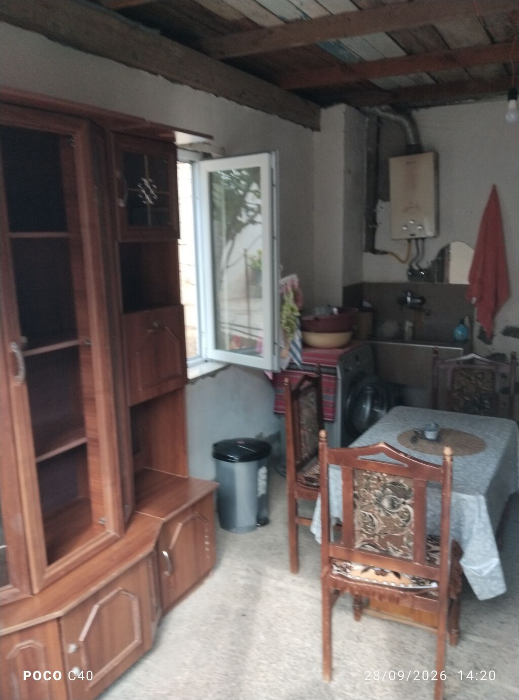 6 otaqlı, 6 kv. m, Orta təmir