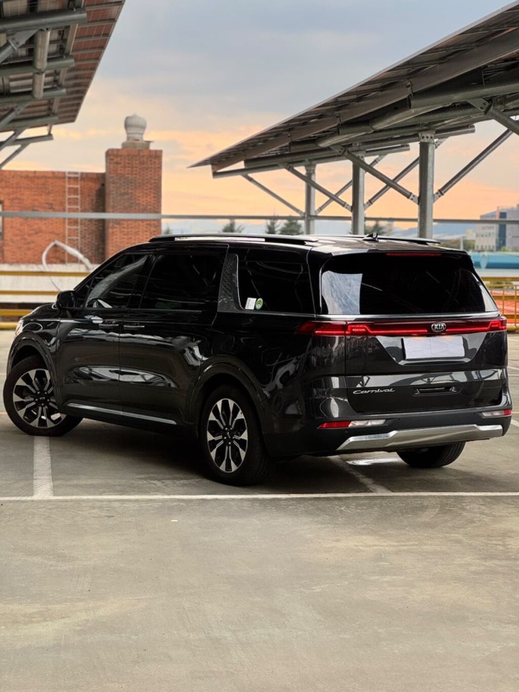 Kia Carnival: 2020 г., Минивэн: фото 3