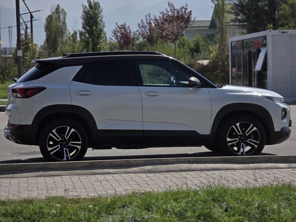 Chevrolet Trailblazer: 2021 г., 1.3 л, Автомат, Бензин, Кроссовер: фото 5